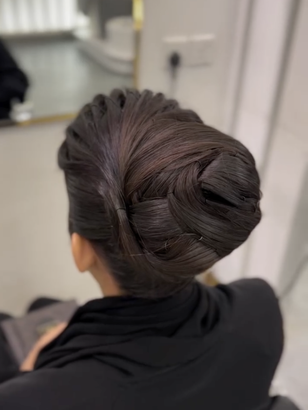 EM Salon-1